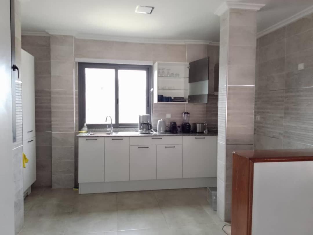 Luxury Suites Chester One Dakar Bagian luar foto
