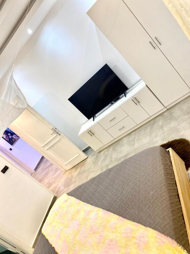 Luxury Suites Chester One Dakar Bagian luar foto
